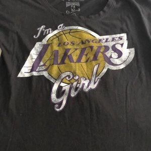Women’s Lakers Basketball 🏀 shirt